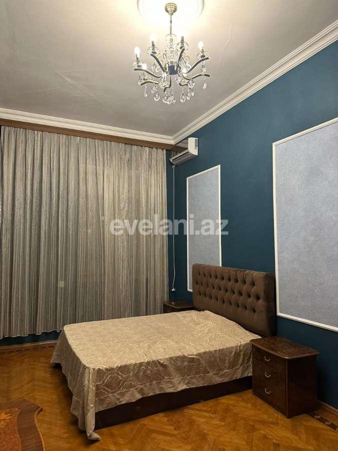Kirayə verilir, köhnə tikili, 4 otaqlı, 130 m², Bakı, Səbail r, Sahil m.