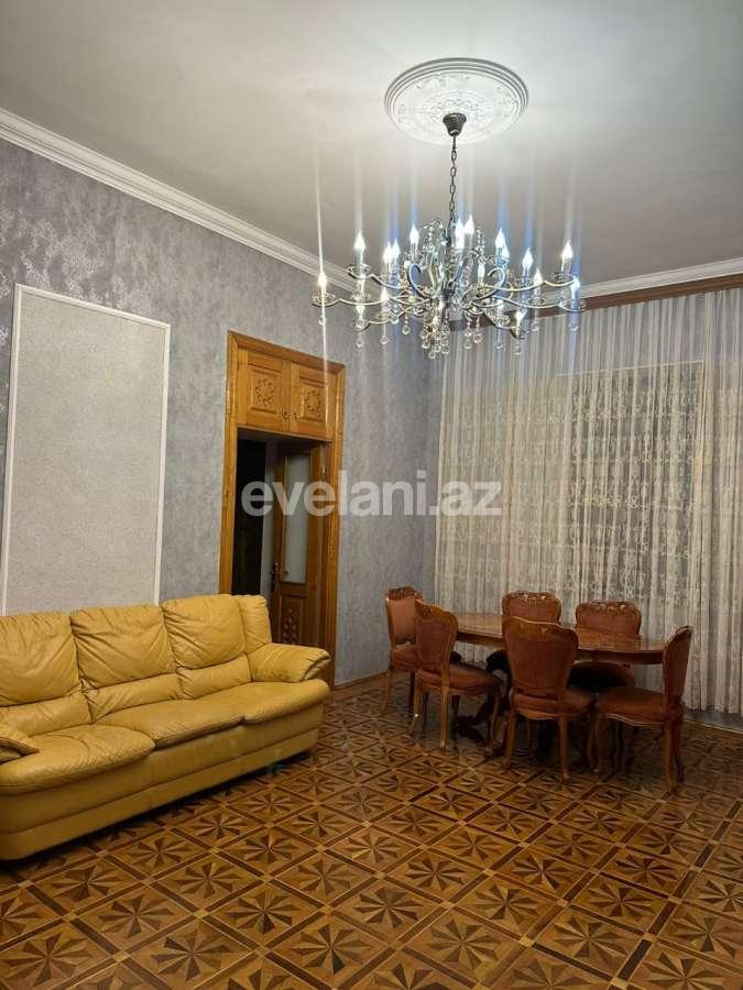 Kirayə verilir, köhnə tikili, 4 otaqlı, 130 m², Bakı, Səbail r, Sahil m.