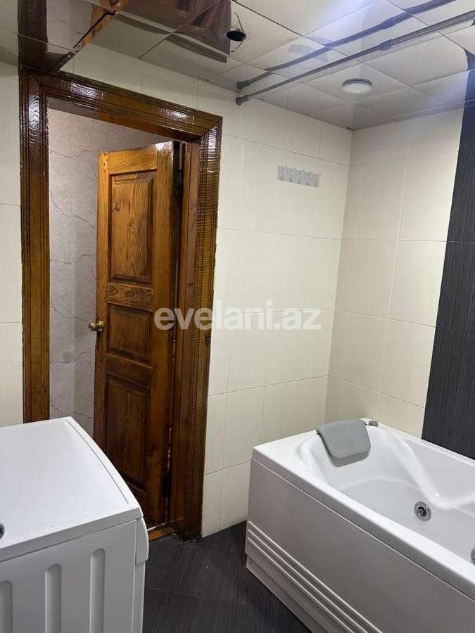 Kirayə verilir, köhnə tikili, 4 otaqlı, 130 m², Bakı, Səbail r, Sahil m.