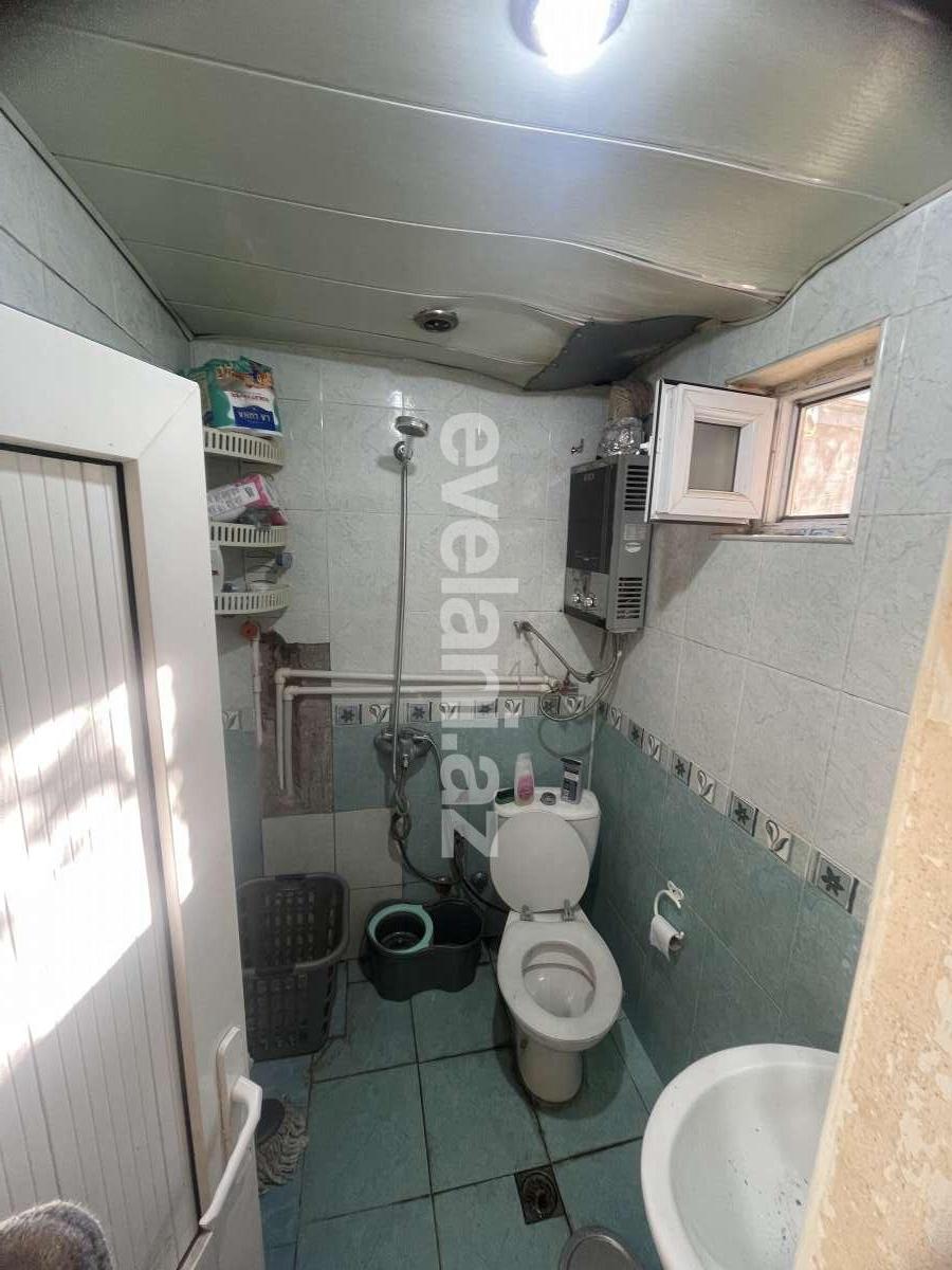 Satılır, köhnə tikili, 2 otaqlı, 40 m², Bakı, Səbail r, Bayıl q.