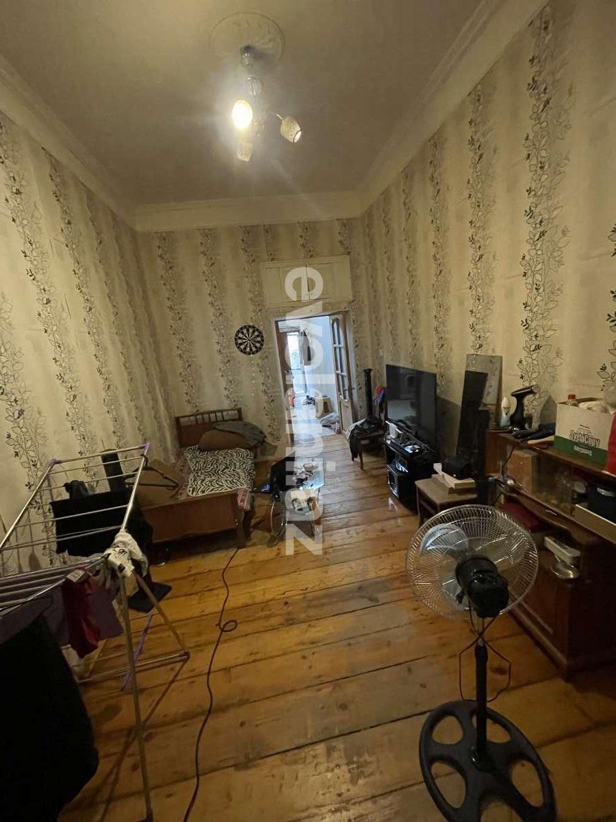 Satılır, köhnə tikili, 2 otaqlı, 40 m², Bakı, Səbail r, Bayıl q.