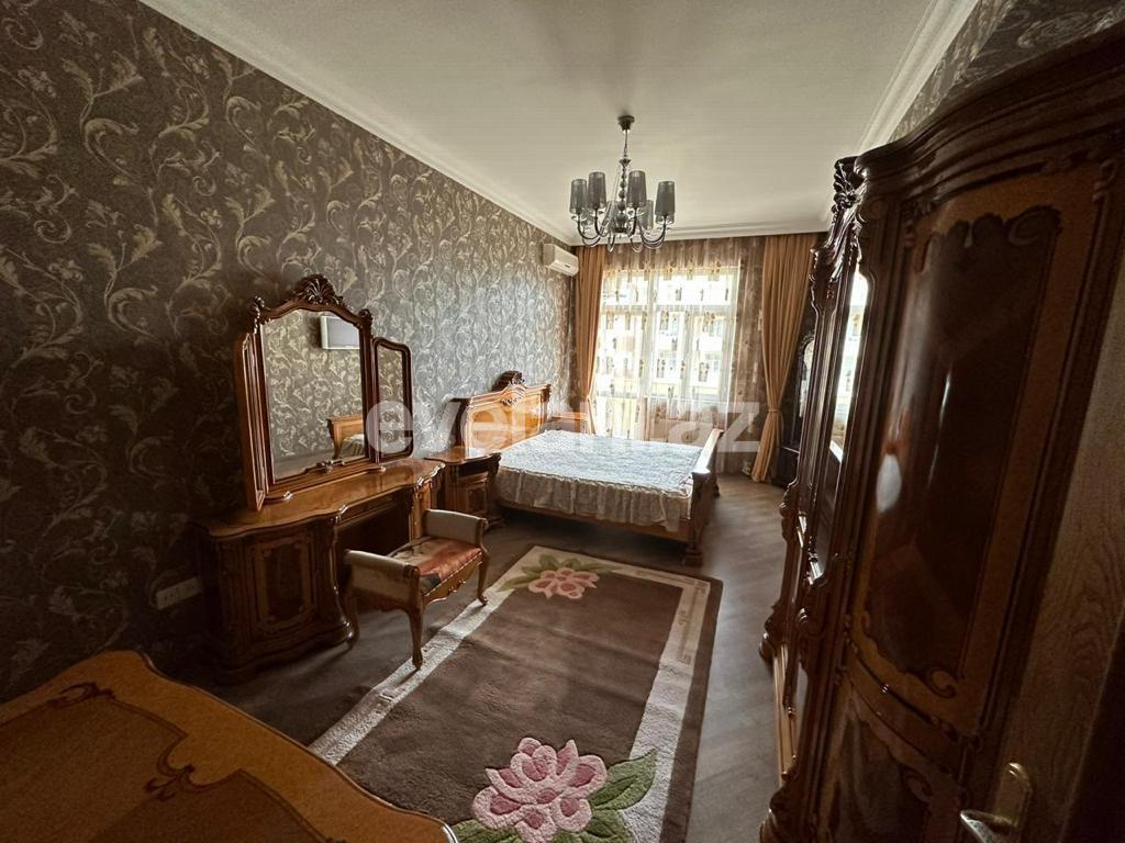 Kirayə verilir, yeni tikili, 4 otaqlı, 225 m², Bakı, Yasamal r, Elmlər Akademiyası m.