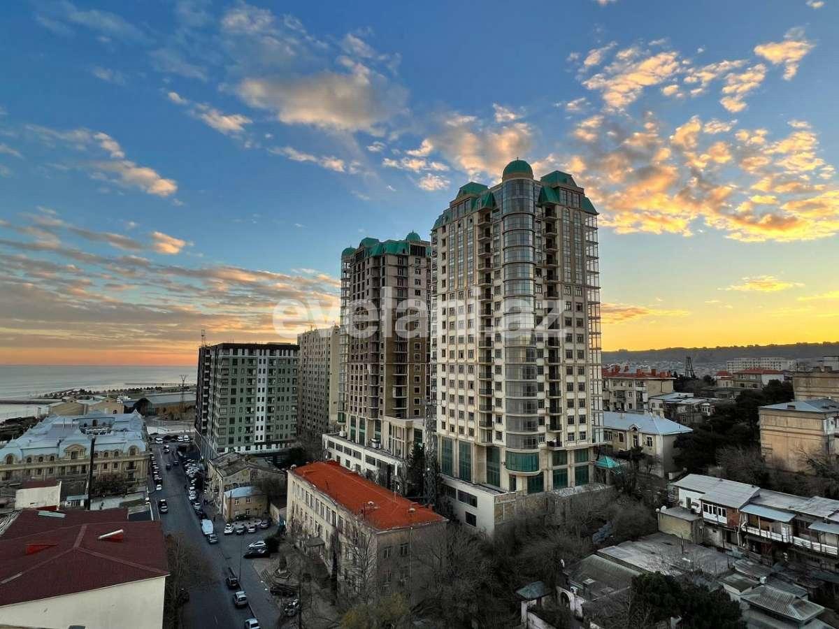 Satılır, yeni tikili, 2 otaqlı, 90 m², Bakı, Səbail r.