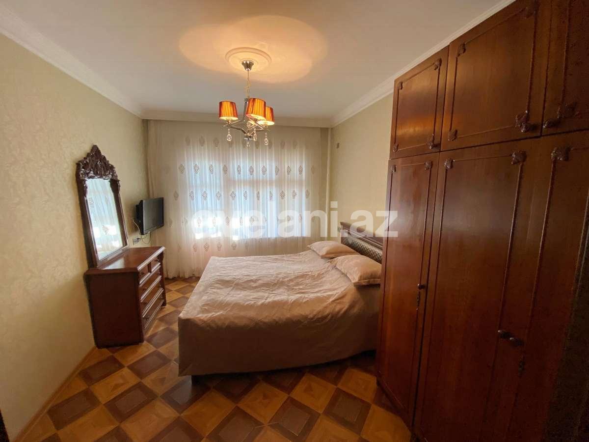 Sale, old building, 2 room, 60 m², Baku, Khatai r, Hazi Aslanov m.