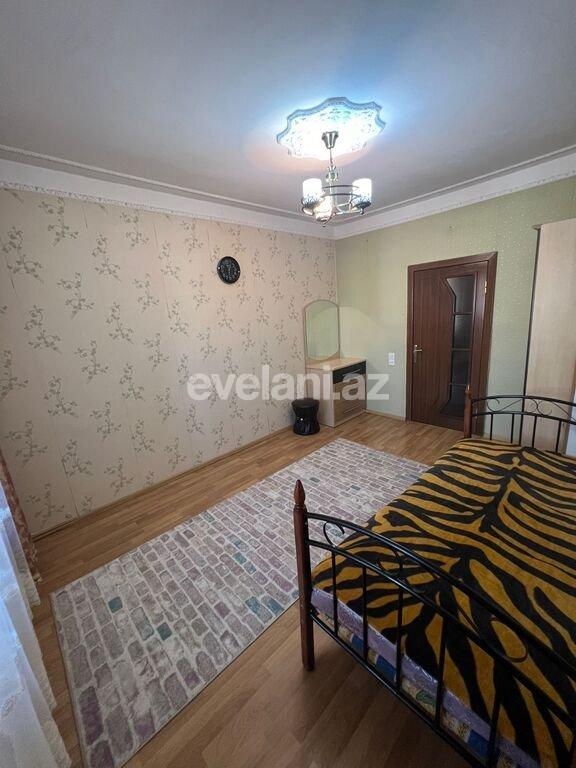 Satılır, köhnə tikili, 3 otaqlı, 95 m², Bakı, Binəqədi r, 8-ci mikrorayon q, Azadlıq prospekti m.