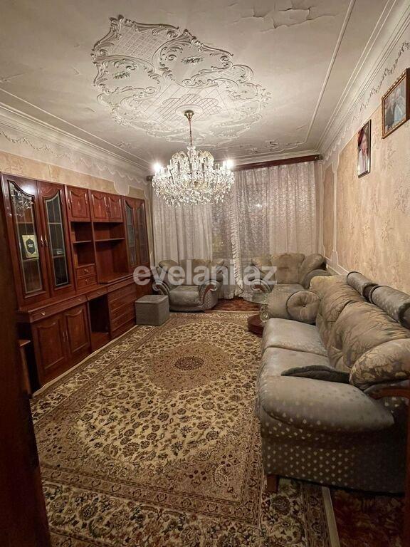 Satılır, köhnə tikili, 4 otaqlı, 130 m², Bakı, Nəsimi r, Memar Əcəmi m.