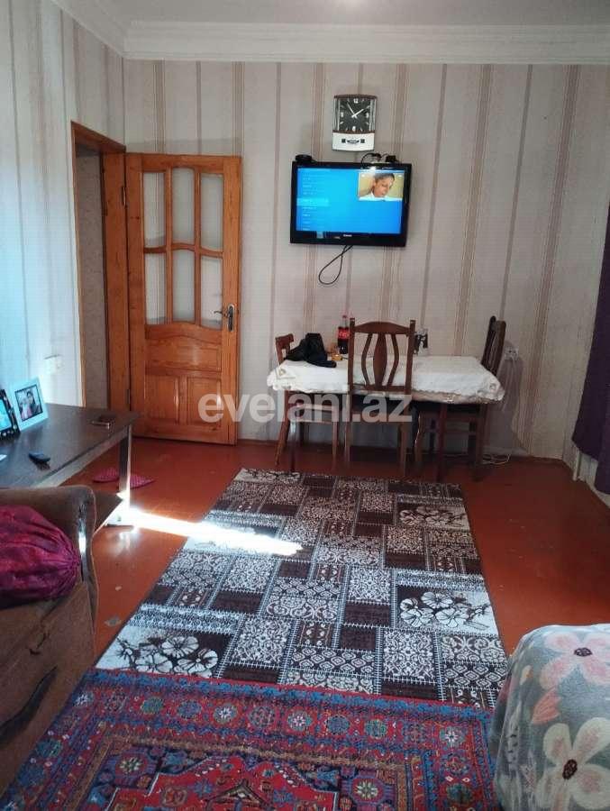 Satılır, köhnə tikili, 2 otaqlı, 43 m², Bakı, Suraxanı r, Qaraçuxur q.