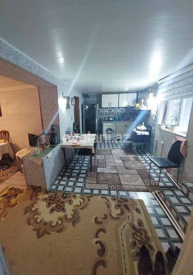 Satılır, köhnə tikili, 5 otaqlı, 120 m², Bakı, Yasamal r, Yasamal q, Elmlər Akademiyası m.