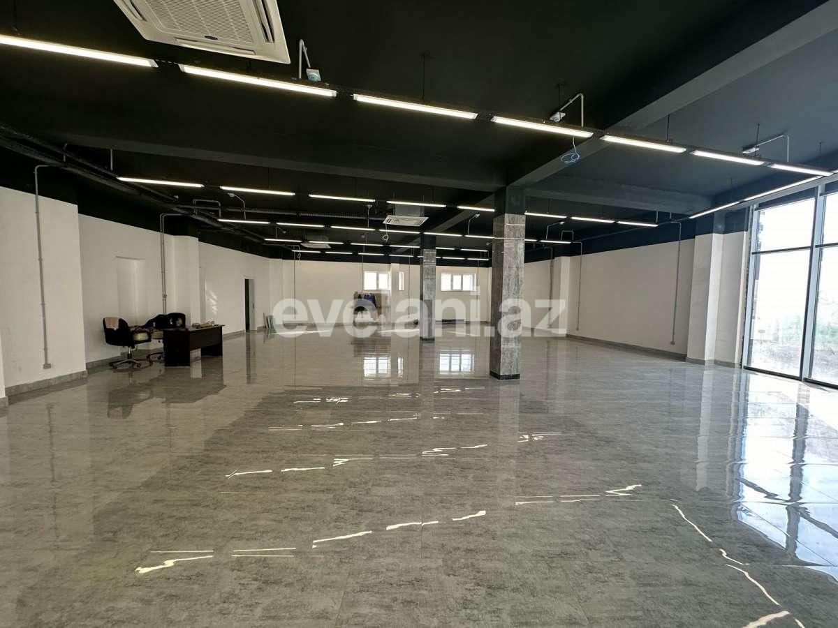 Kirayə verilir, ofis, 15 otaqlı, 1600 m², Bakı, Binəqədi r, 6-cı mikrorayon q, Azadlıq prospekti m.