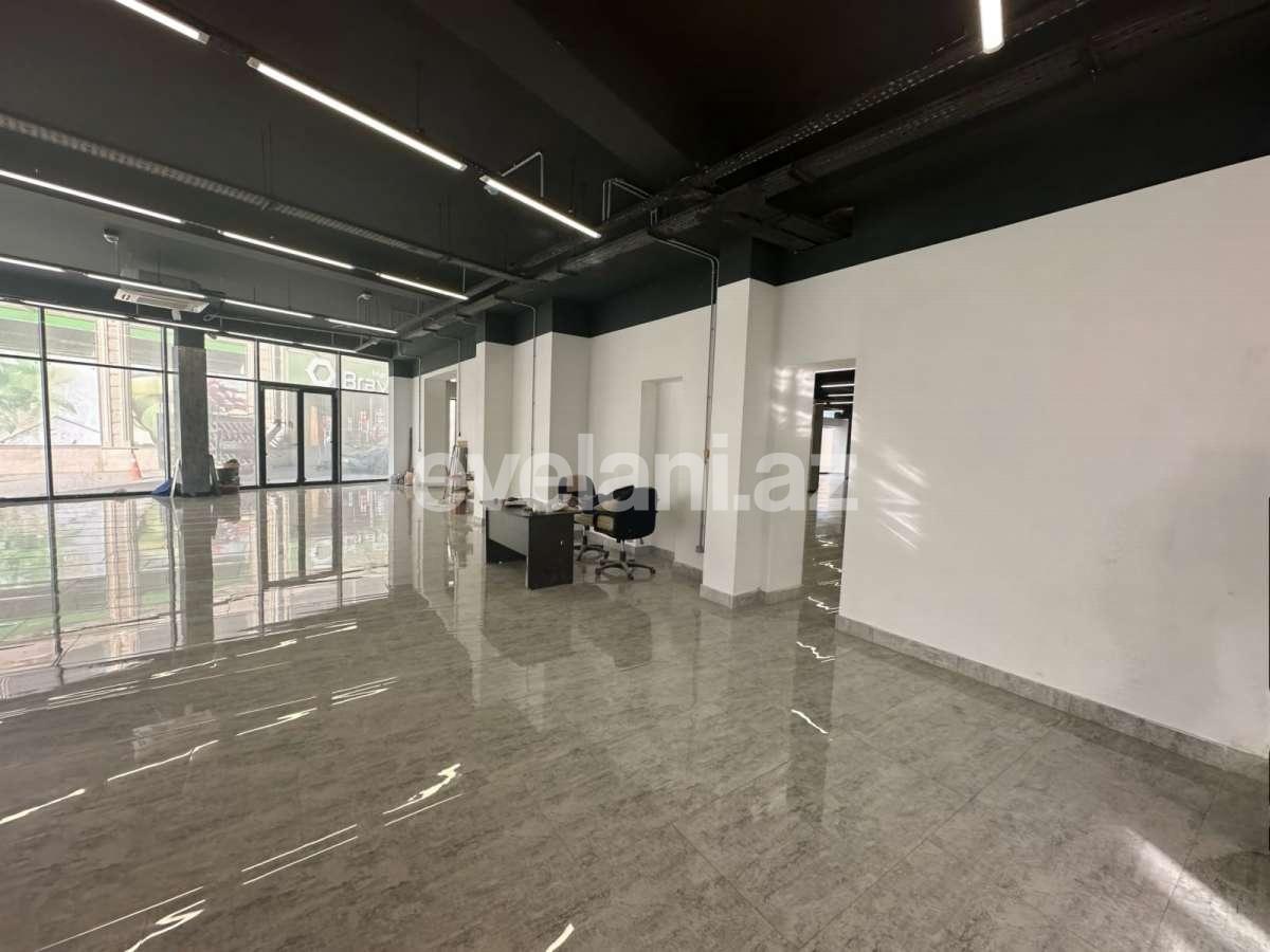 Kirayə verilir, ofis, 15 otaqlı, 1600 m², Bakı, Binəqədi r, 6-cı mikrorayon q, Azadlıq prospekti m.