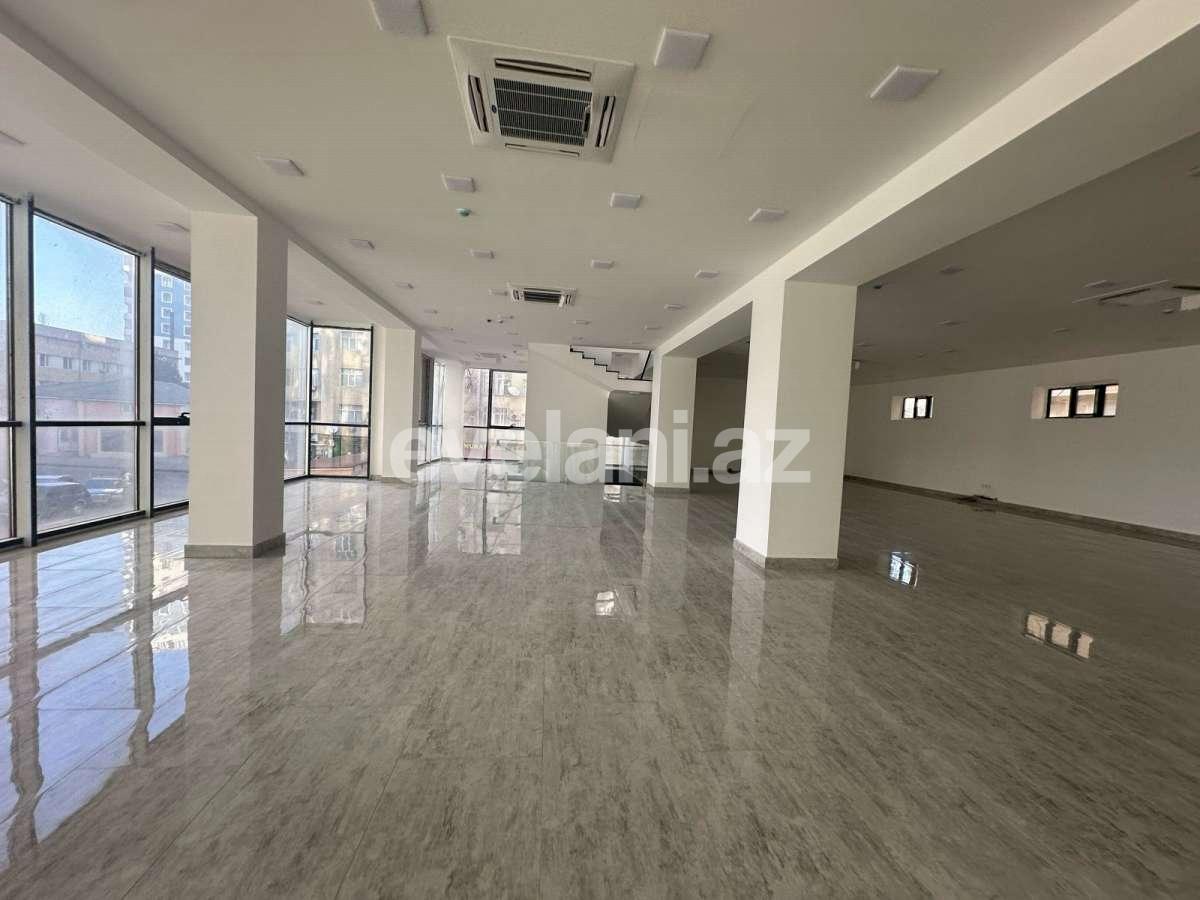 Kirayə verilir, ofis, 15 otaqlı, 1600 m², Bakı, Binəqədi r, 6-cı mikrorayon q, Azadlıq prospekti m.