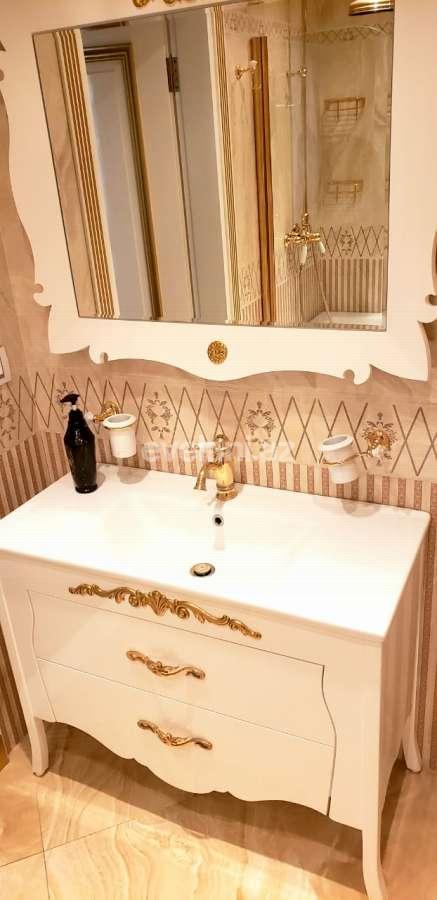 Сдаётся, новостройка, 3-комнаты, 170 m², Баку, Насиминский r, 28 мая m.