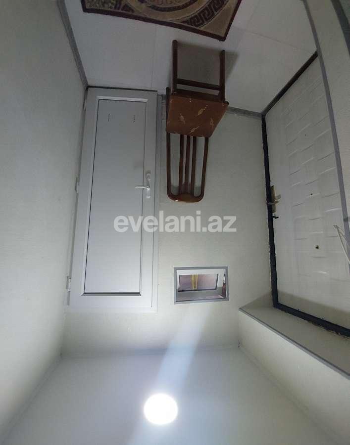 Satılır, köhnə tikili, 5 otaqlı, 120 m², Bakı, Yasamal r, Yasamal q, Elmlər Akademiyası m.