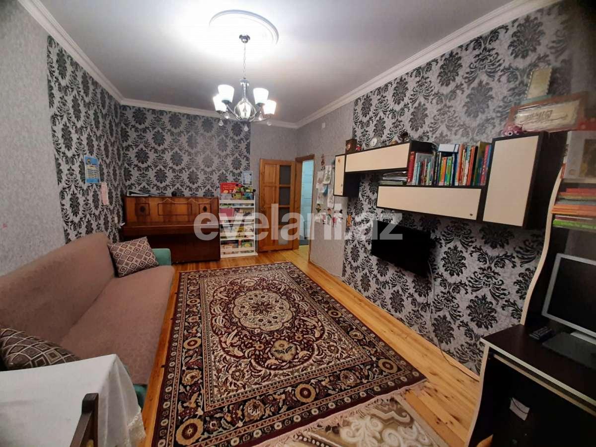 Satılır, köhnə tikili, 2 otaqlı, 60 m², Bakı, Yasamal r, Yeni Yasamal q, İnşaatçılar m.