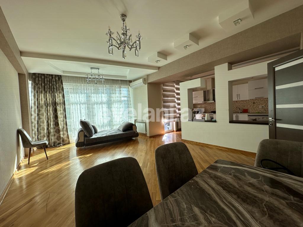 Kirayə verilir, yeni tikili, 2 otaqlı, 96 m², Bakı, Xətai r, Şah İsmayıl Xətai m.