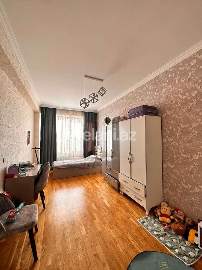 Satılır, yeni tikili, 3 otaqlı, 110 m², Bakı, Nizami r.