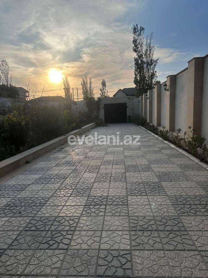 Satılır, həyət evi / bağ, 4 otaqlı, 180 m², Bakı, Abşeron r, Novxanı q.