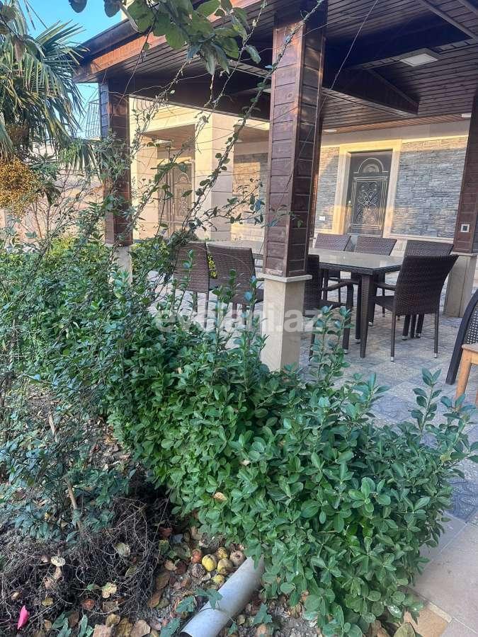 Satılır, həyət evi / bağ, 4 otaqlı, 180 m², Bakı, Abşeron r, Novxanı q.
