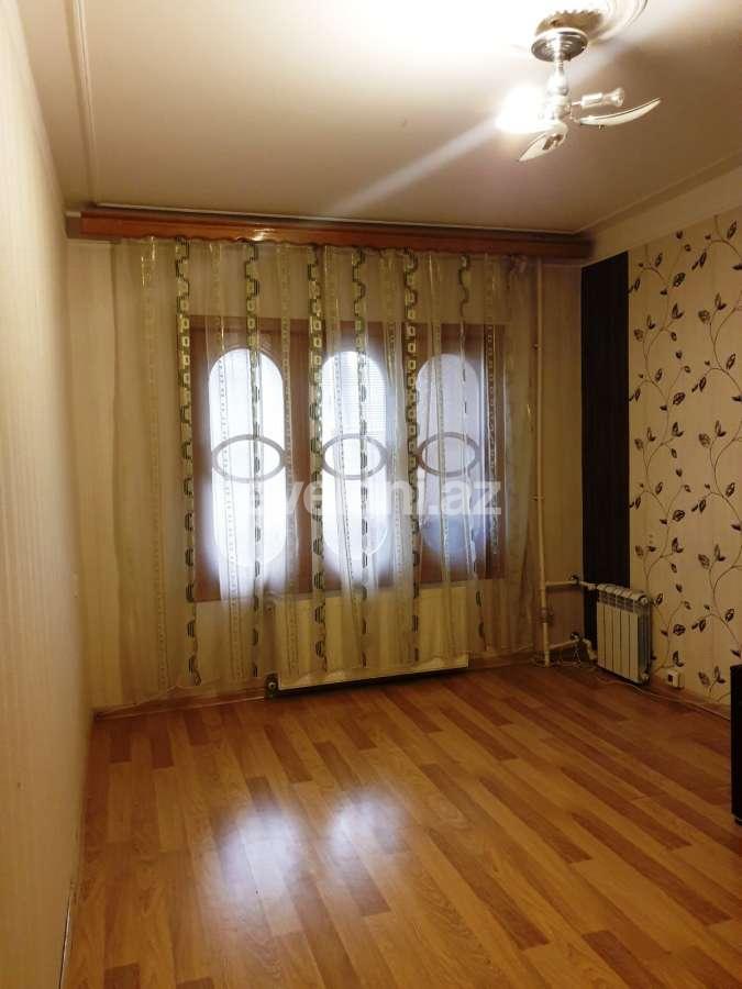 Satılır, köhnə tikili, 2 otaqlı, 65 m², Bakı, Xətai r, Həzi Aslanov m.