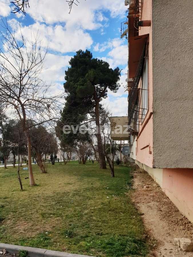 Satılır, köhnə tikili, 2 otaqlı, 65 m², Bakı, Xətai r, Həzi Aslanov m.