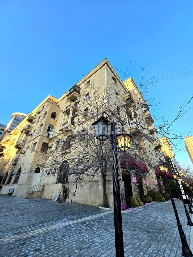 Sale, old building, 3 room, 63 m², Baku, Nasimi r.