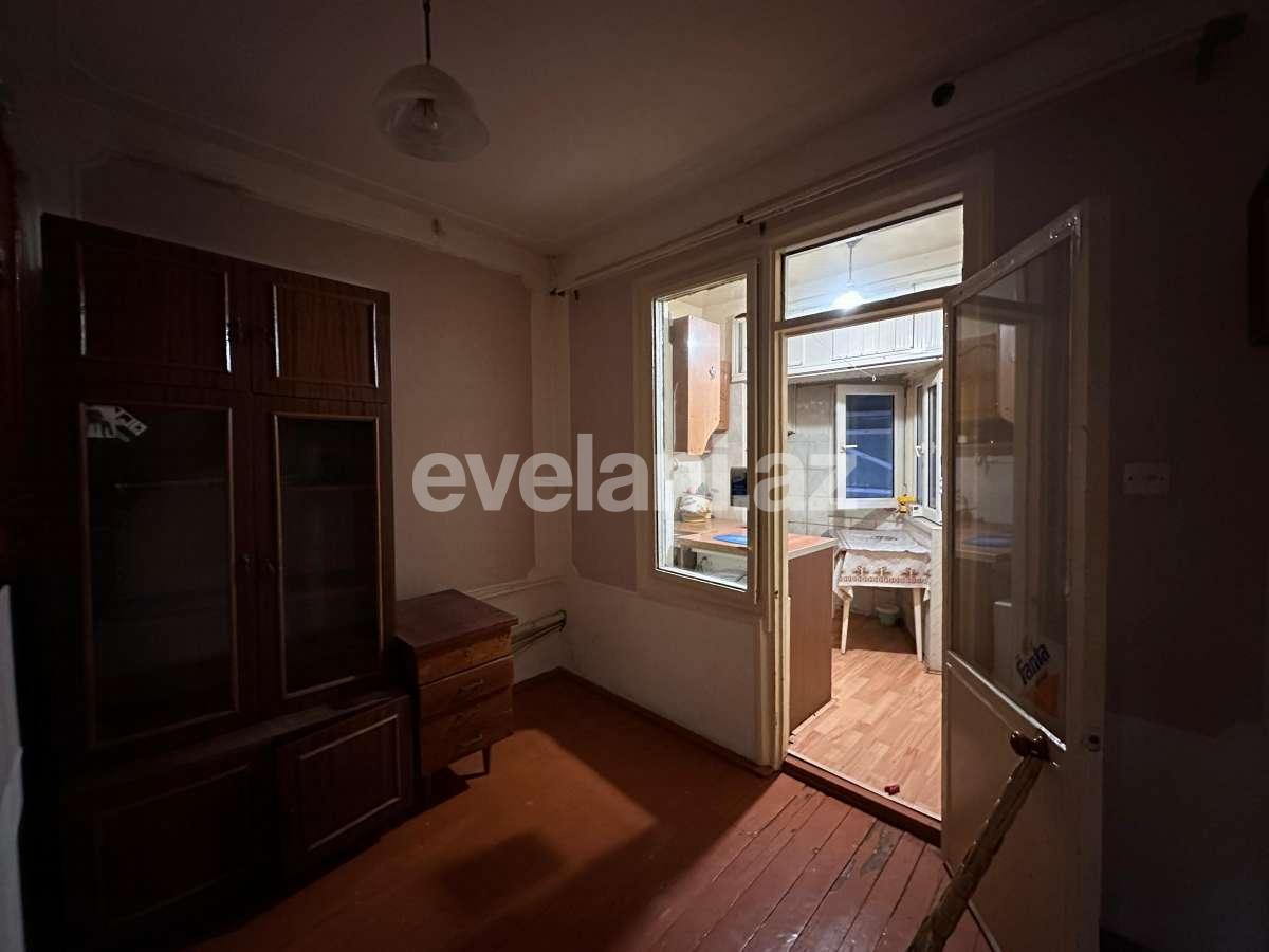 Satılır, köhnə tikili, 2 otaqlı, 60 m², Bakı, Xətai r, Əhmədli q.