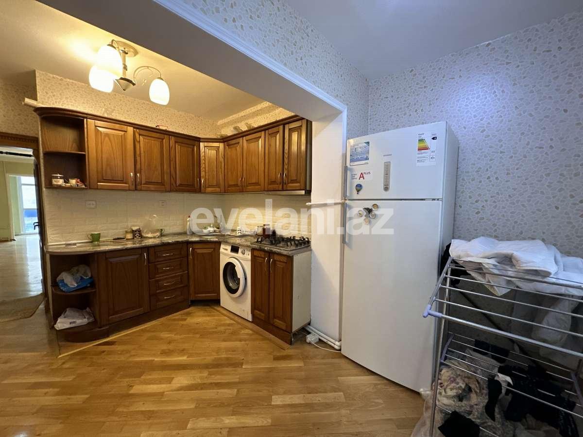 Satılır, köhnə tikili, 4 otaqlı, 110 m², Bakı, Xətai r, Əhmədli q.