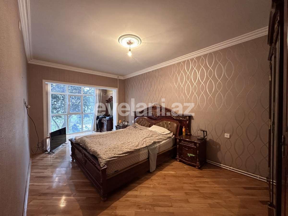Satılır, köhnə tikili, 4 otaqlı, 110 m², Bakı, Xətai r, Əhmədli q.