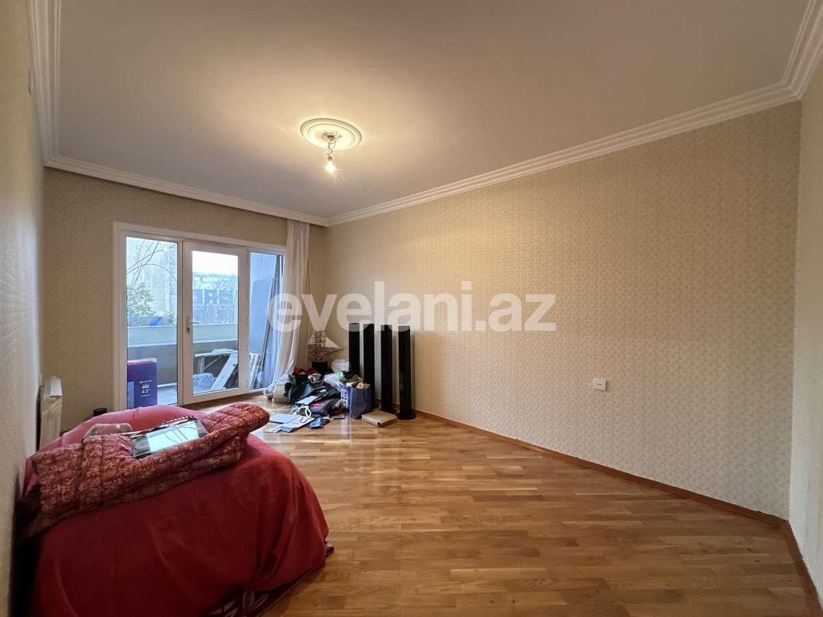 Satılır, köhnə tikili, 4 otaqlı, 110 m², Bakı, Xətai r, Əhmədli q.