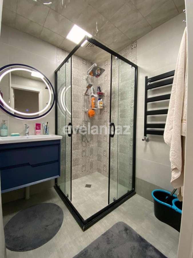 Satılır, köhnə tikili, 3 otaqlı, 80 m², Bakı, Suraxanı r, Massiv D q.