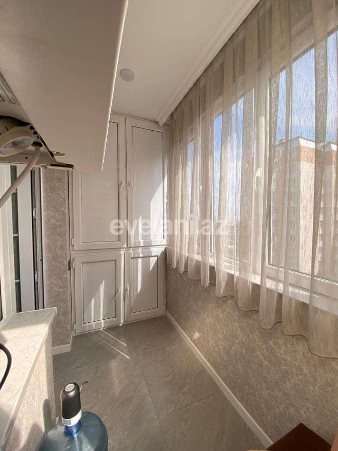Satılır, köhnə tikili, 3 otaqlı, 80 m², Bakı, Suraxanı r, Massiv D q.