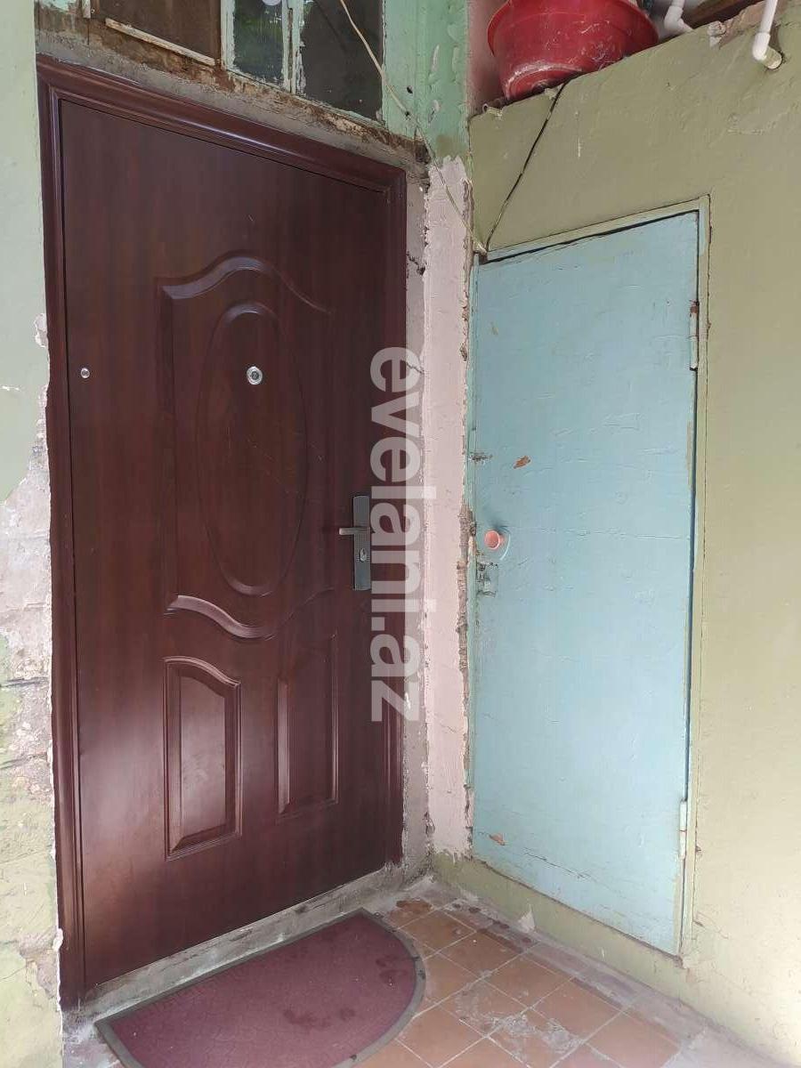 Satılır, köhnə tikili, 2 otaqlı, 38.6 m², Bakı, Səbail r, 20-ci sahə q.