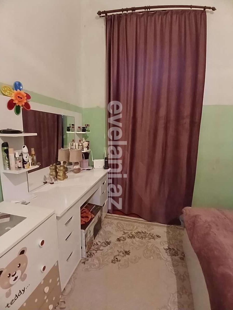 Satılır, köhnə tikili, 2 otaqlı, 38.6 m², Bakı, Səbail r, 20-ci sahə q.