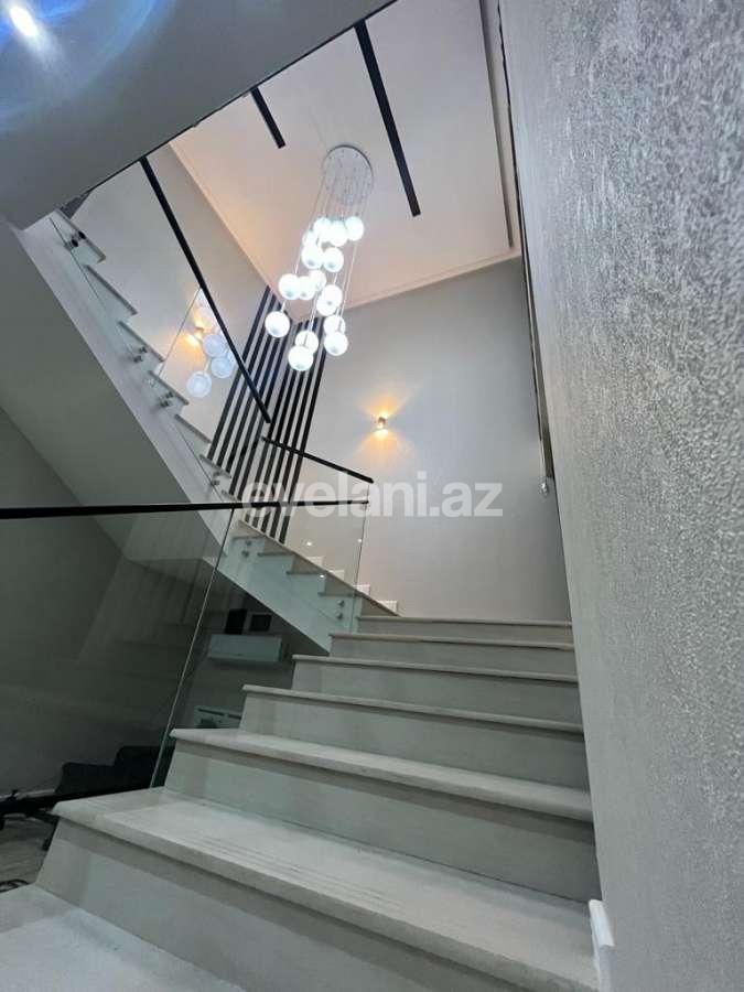 Kirayə verilir, həyət evi / bağ, 5 otaqlı, 380 m², Bakı, Xəzər r, Buzovna q.