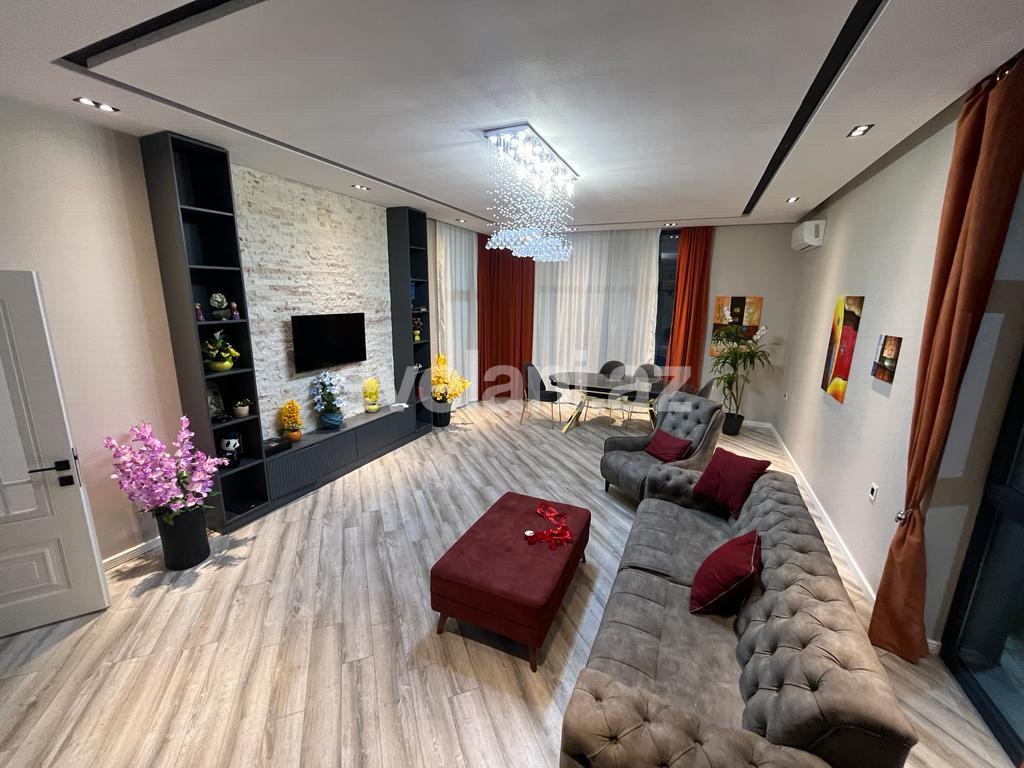 Kirayə verilir, həyət evi / bağ, 5 otaqlı, 380 m², Bakı, Xəzər r, Buzovna q.