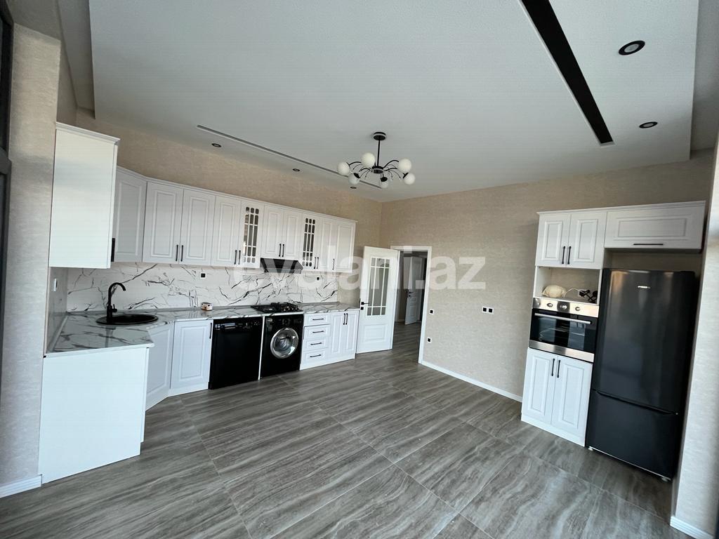 Kirayə verilir, həyət evi / bağ, 5 otaqlı, 380 m², Bakı, Xəzər r, Buzovna q.