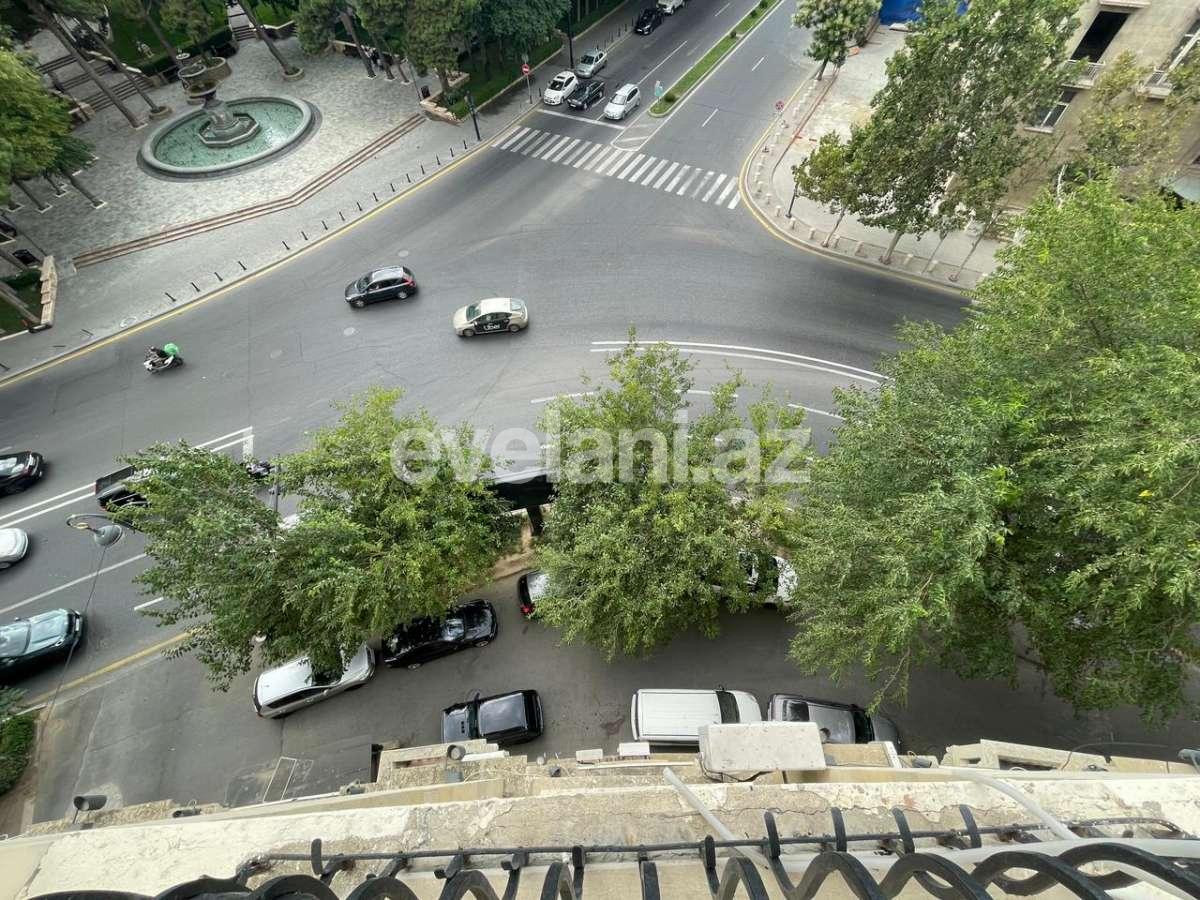 Сдаётся, вторичка, 3-комнаты, 75 m², Баку, Ясамальский r, Низами m.