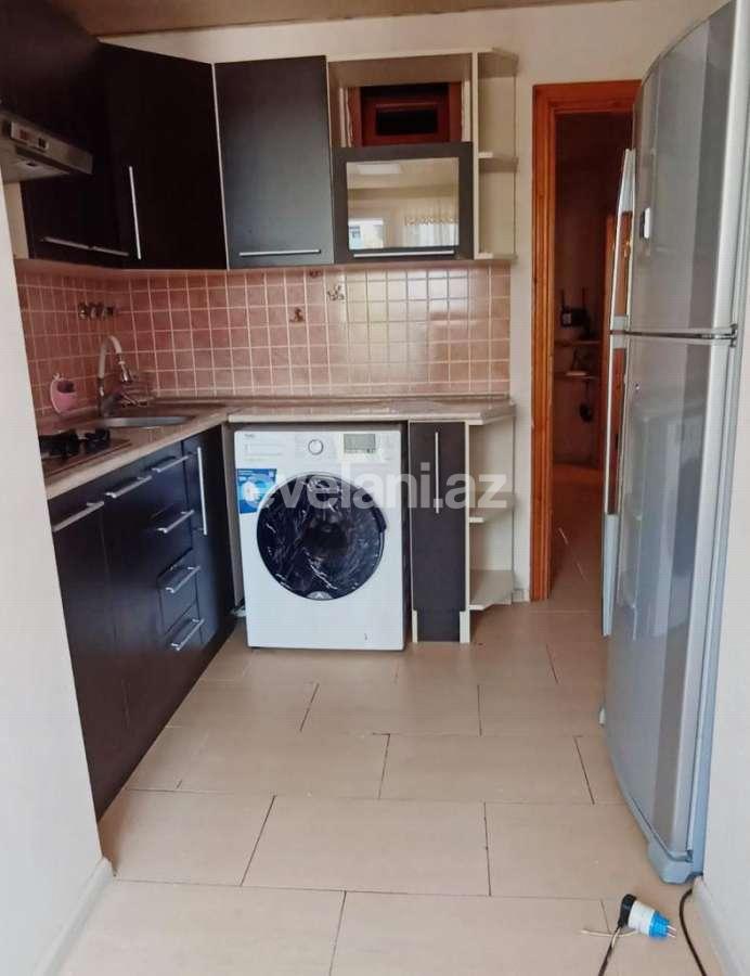 Kirayə verilir, köhnə tikili, 3 otaqlı, 70 m², Bakı, Yasamal r, İnşaatçılar m.