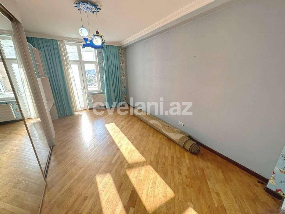 Kirayə verilir, yeni tikili, 4 otaqlı, 200 m²
