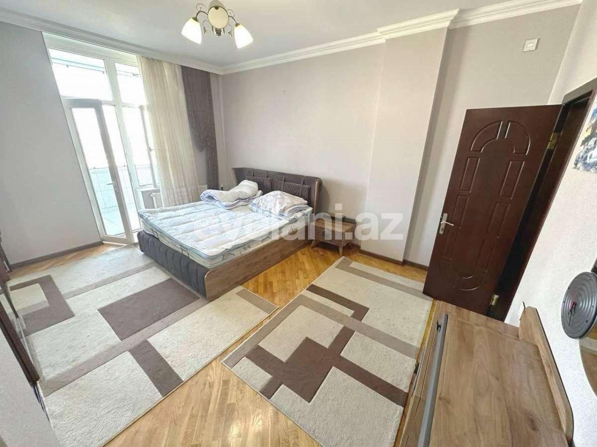 Kirayə verilir, yeni tikili, 4 otaqlı, 200 m²