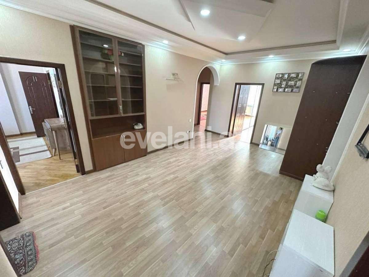 Kirayə verilir, yeni tikili, 4 otaqlı, 200 m²