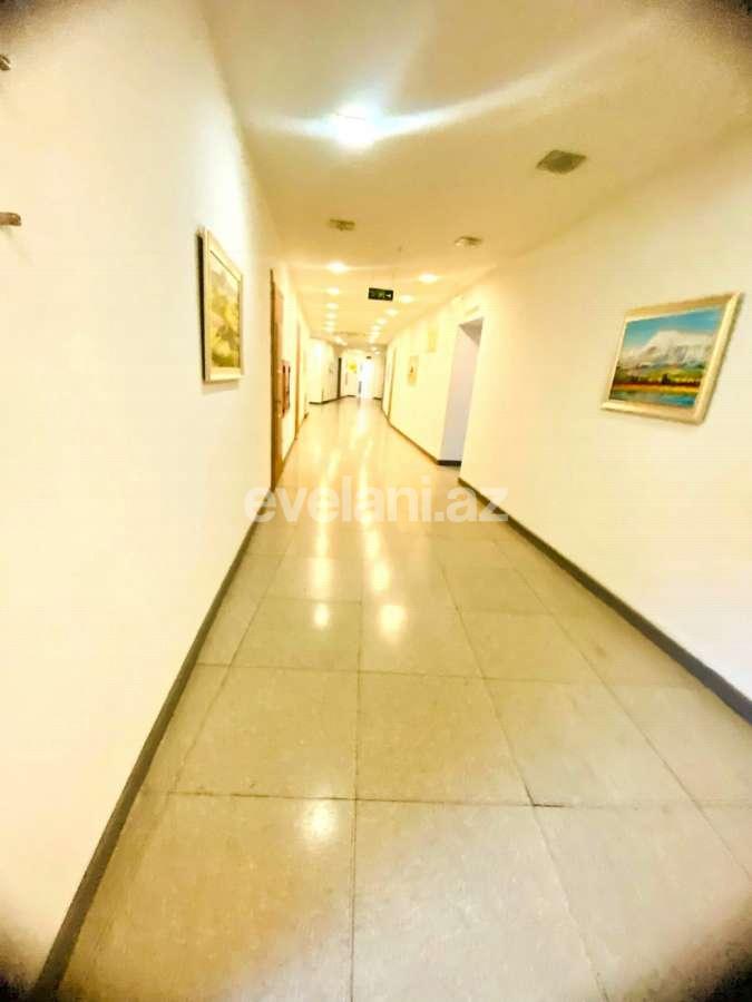 Kirayə verilir, ofis, 3 otaqlı, 83 m²