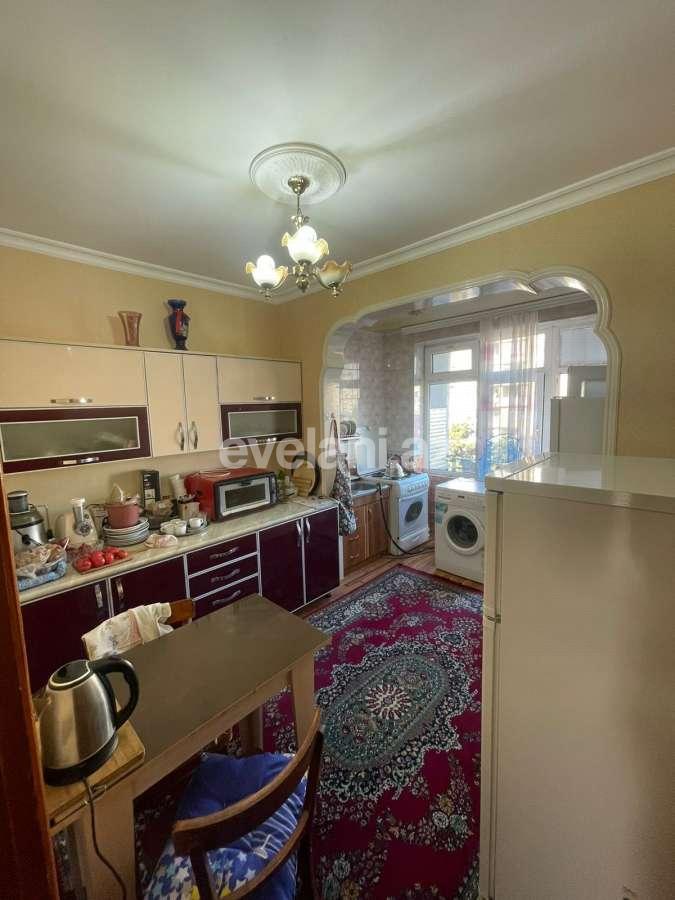 Satılır, köhnə tikili, 2 otaqlı, 60 m², Bakı, Xətai r, Əhmədli m.