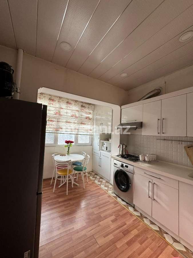 Satılır, köhnə tikili, 2 otaqlı, 62 m², Bakı, Xətai r, Həzi Aslanov m.