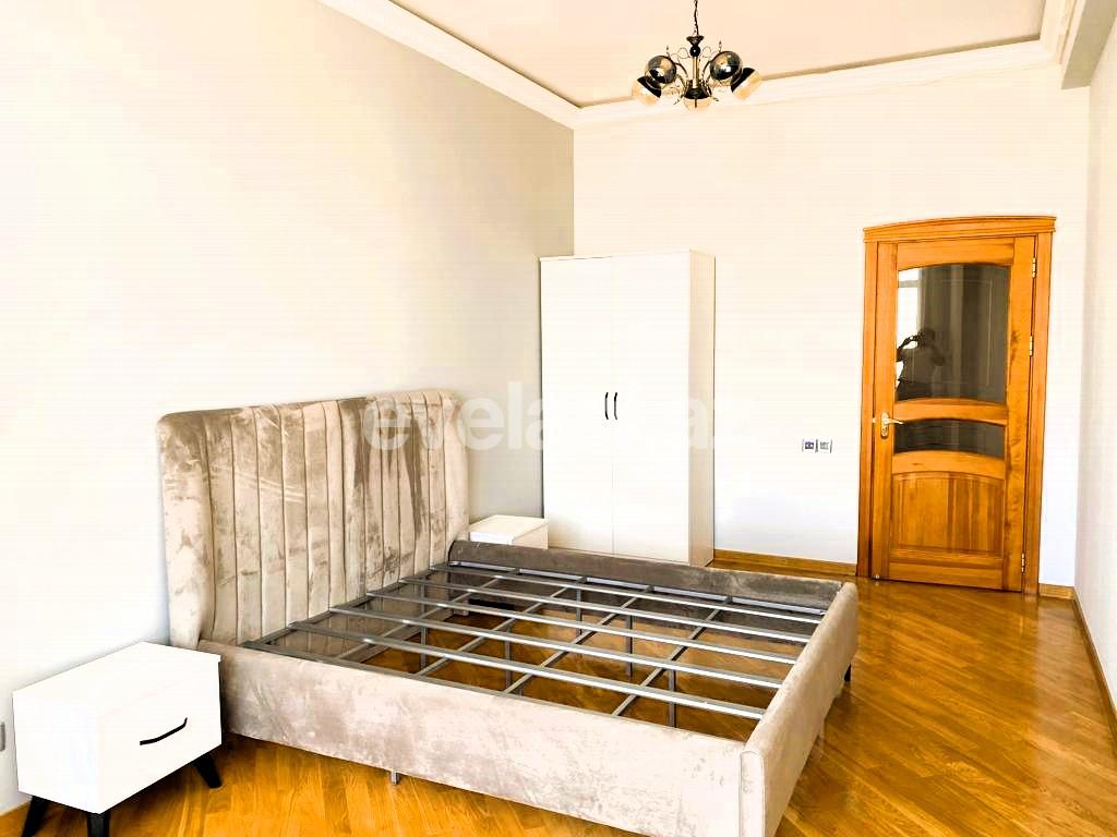 Kirayə verilir, yeni tikili, 4 otaqlı, 205 m², Bakı, Nəsimi r, Kubinka q, 28 may m.