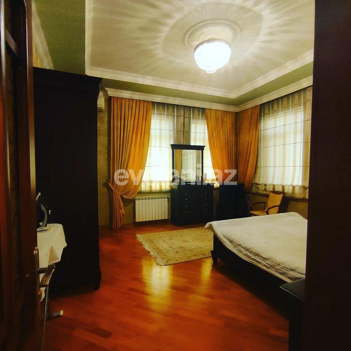 Satılır, villa, 8 otaqlı, 360 m², Bakı, Suraxanı r, Qaraçuxur q.