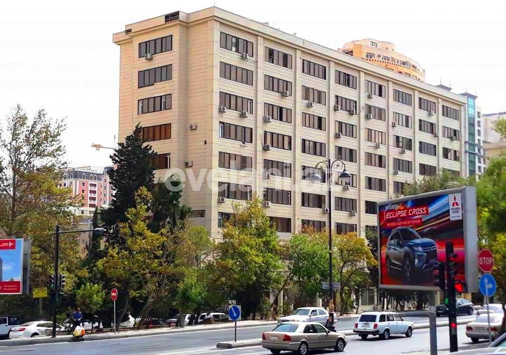 Сдаётся, вторичка, 2-комнаты, 55 m², Баку, Ясамальский r, Элмляр Академиясы m.