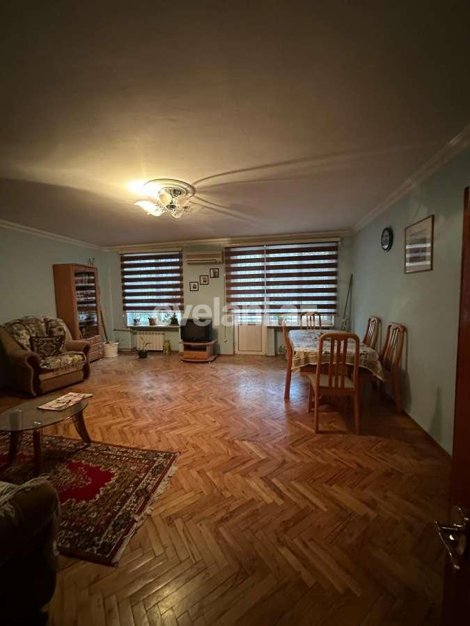 Сдаётся, новостройка, 2-комнаты, 70 m², Баку, Сабаильский r, Ичери Шехер m.