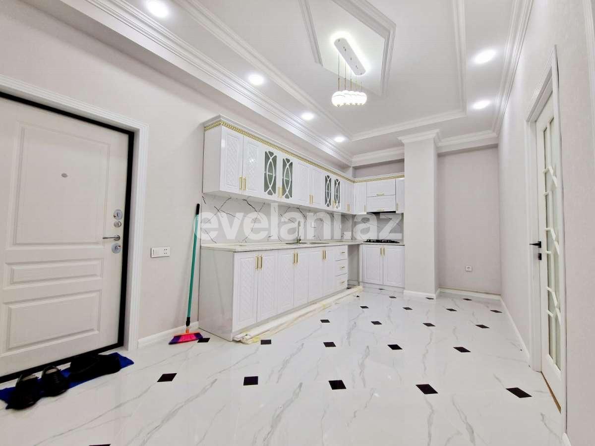 Satılır, yeni tikili, 2 otaqlı, 70 m², Bakı, Nizami r, Qara Qarayev m.