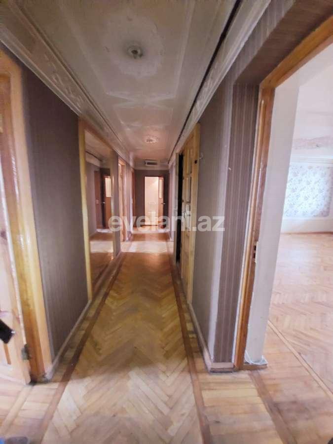 Satılır, köhnə tikili, 5 otaqlı, 120 m², Bakı, Nizami r, Qara Qarayev m.